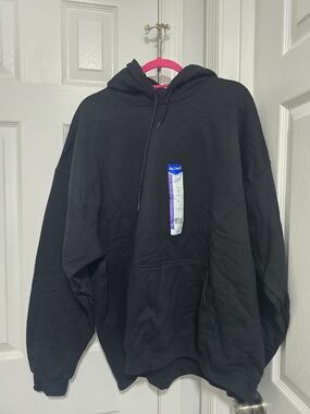 Gildan Men's Black Crewneck Hoodie Pullover